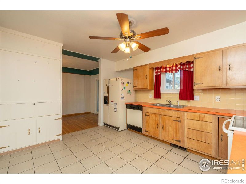 321 40th Ave, Greeley, CO 80634