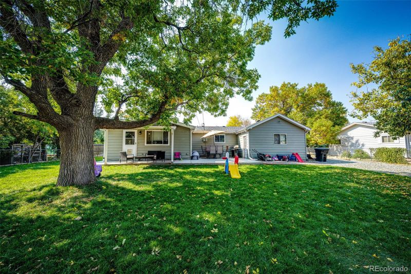 1716 Main St, Strasburg, CO 80136