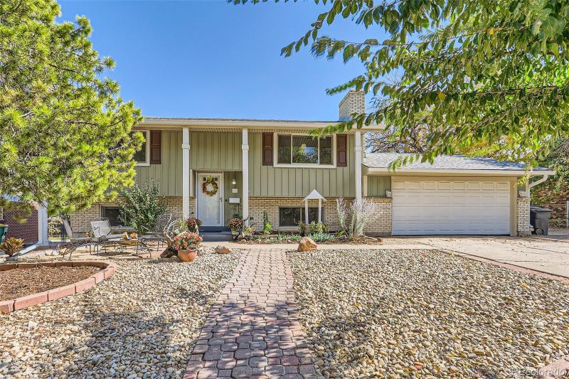 348 S Tucson Way, Aurora, CO 80012
