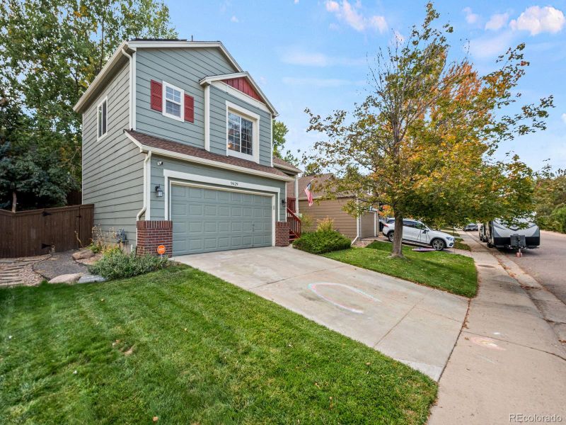 9629 Queenscliffe Dr, Highlands Ranch, CO 80130