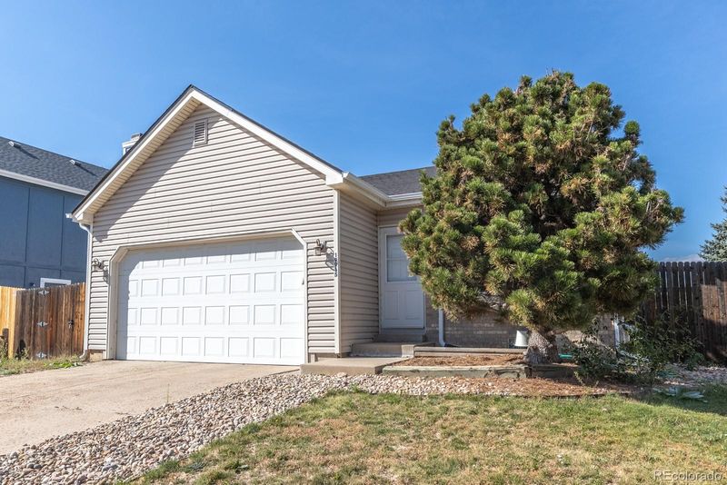 19915 E Oberlin Pl, Aurora, CO 80013