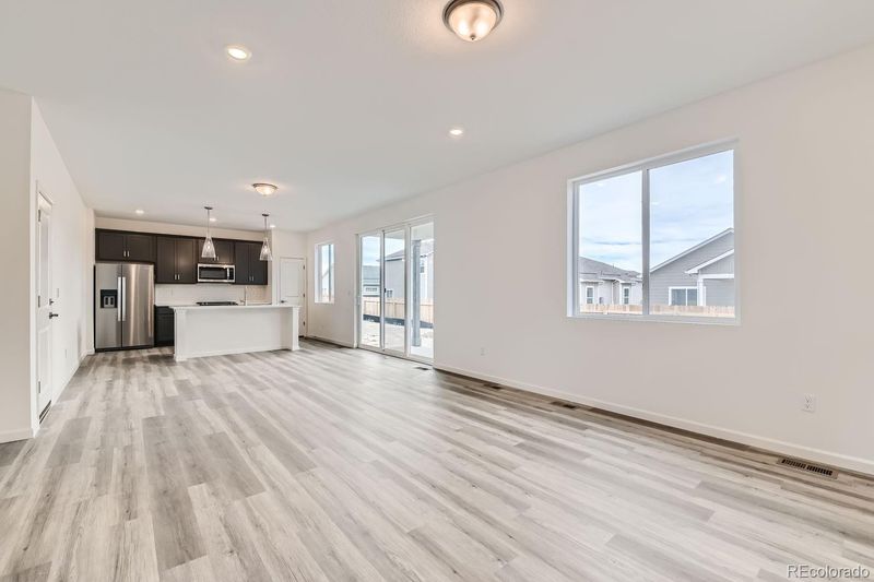 856 Sunflower Dr, Brighton, CO 80601