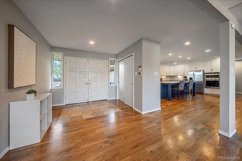 1525 Whippoorwill Dr, Lakewood, CO 80215