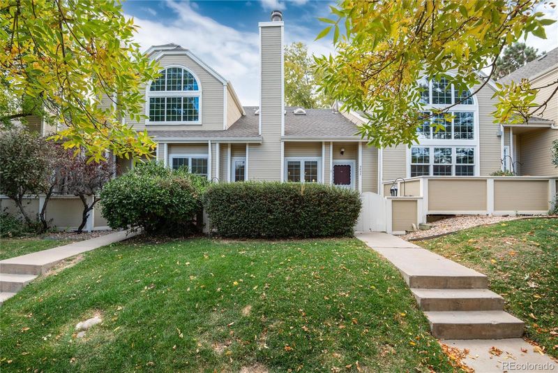 5895 W Atlantic Pl #105, Lakewood, CO 80227