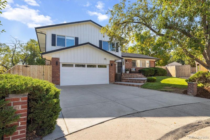 12812 Asbury Pl, Lakewood, CO 80228
