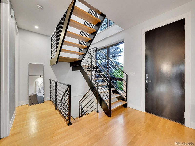 667 S Downing St, Denver, CO 80209
