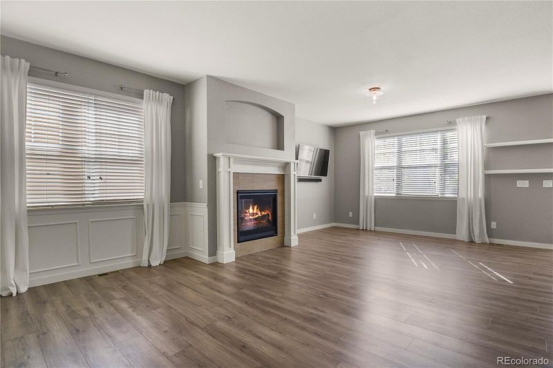 2421 Steppe Dr, Longmont, CO 80504