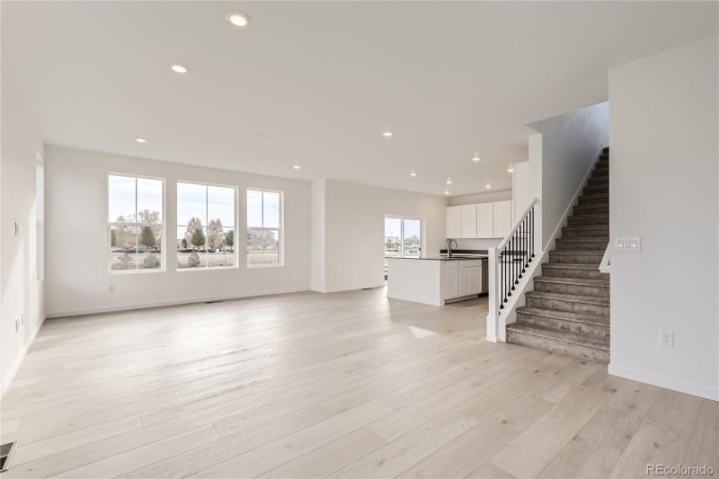 250 Kino Ct, Brighton, CO 80601