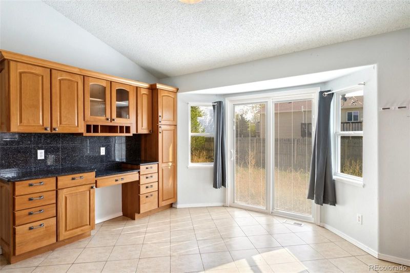904 Barn Owl Dr, Fountain, CO 80817