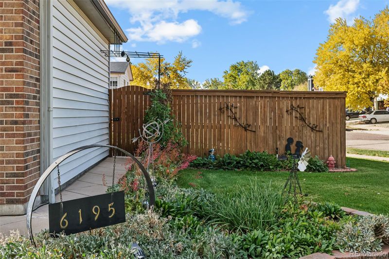 6195 Xavier Ct, Arvada, CO 80003