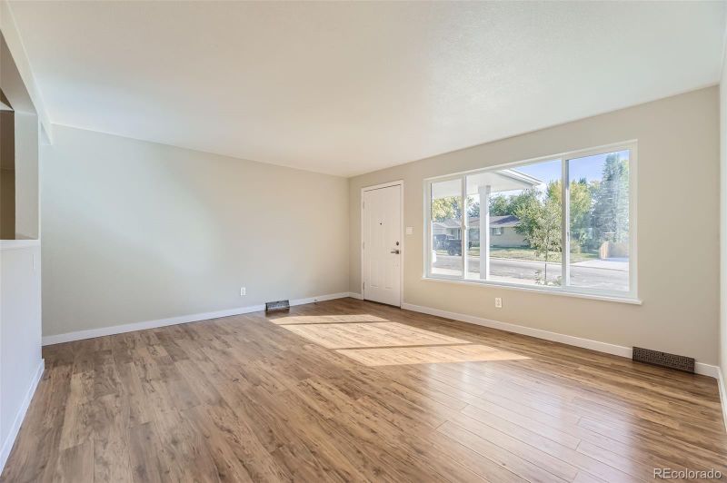 8241 E Briarwood Pl, Centennial, CO 80112