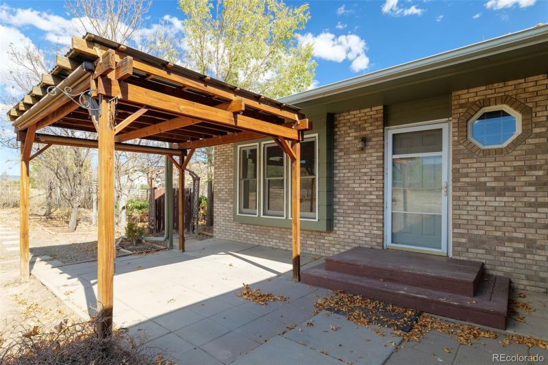 5000 Otero Ave, Loveland, CO 80538