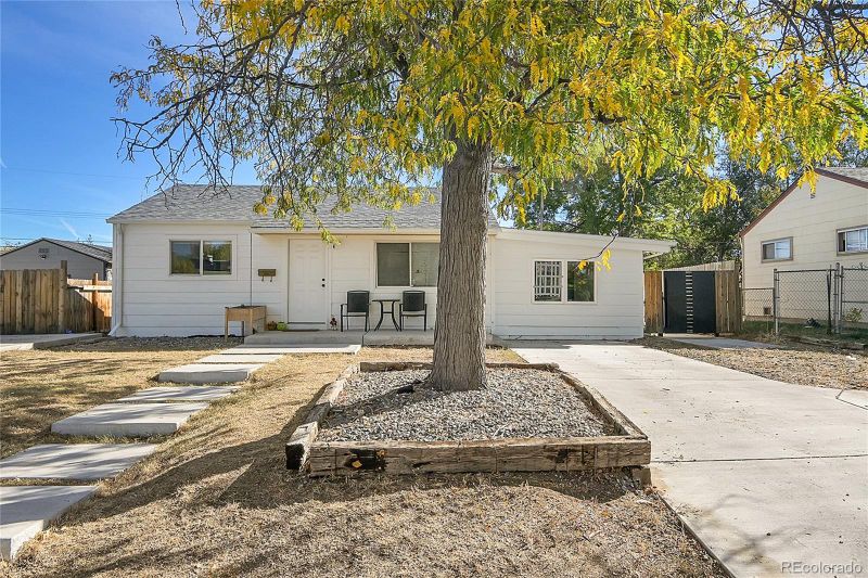 2626 S Hooker St, Denver, CO 80219