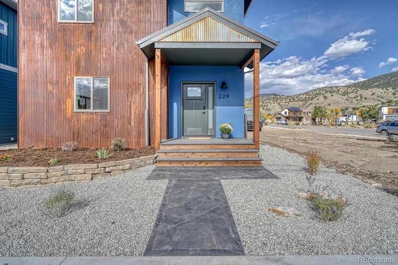 229 Old Stage Rd, Salida, CO 81201