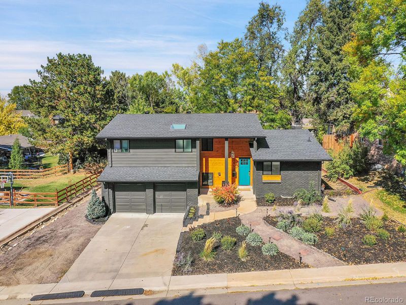 3863 E Briarwood Ave, Centennial, CO 80122