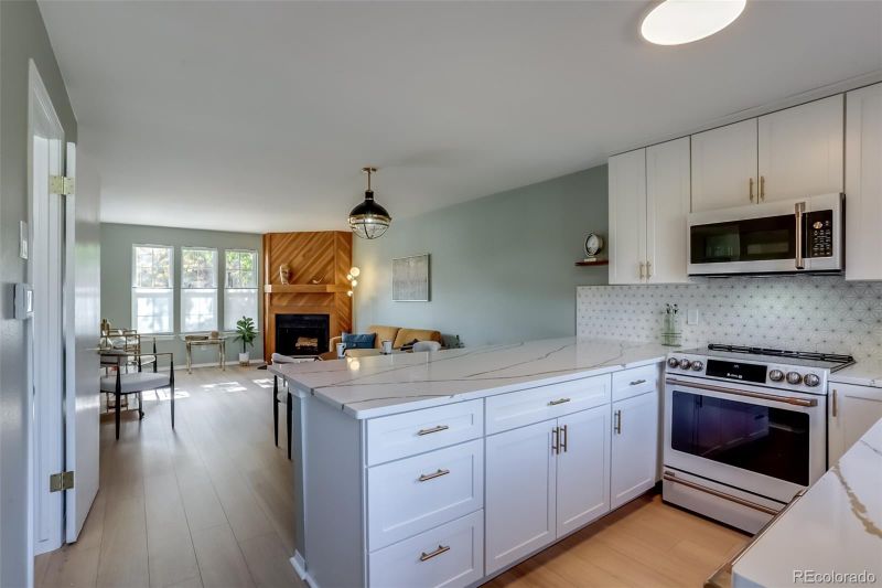 9689 W Chatfield Ave #E, Littleton, CO 80128
