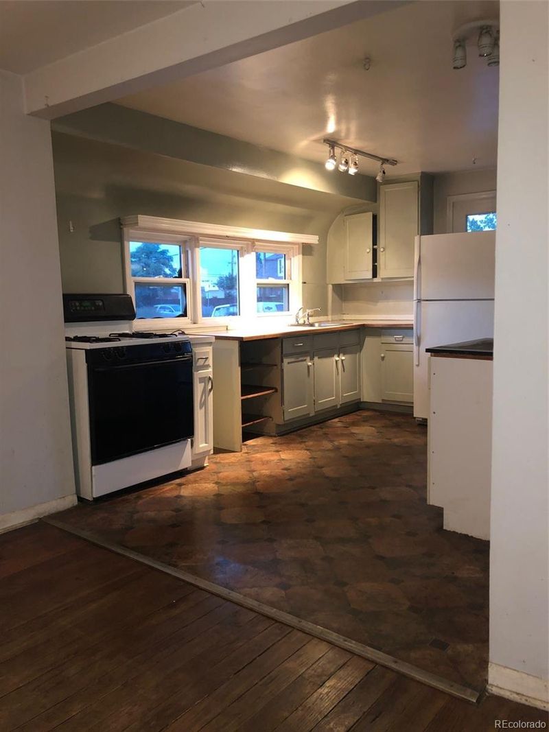 1720 S Lincoln St, Denver, CO 80210