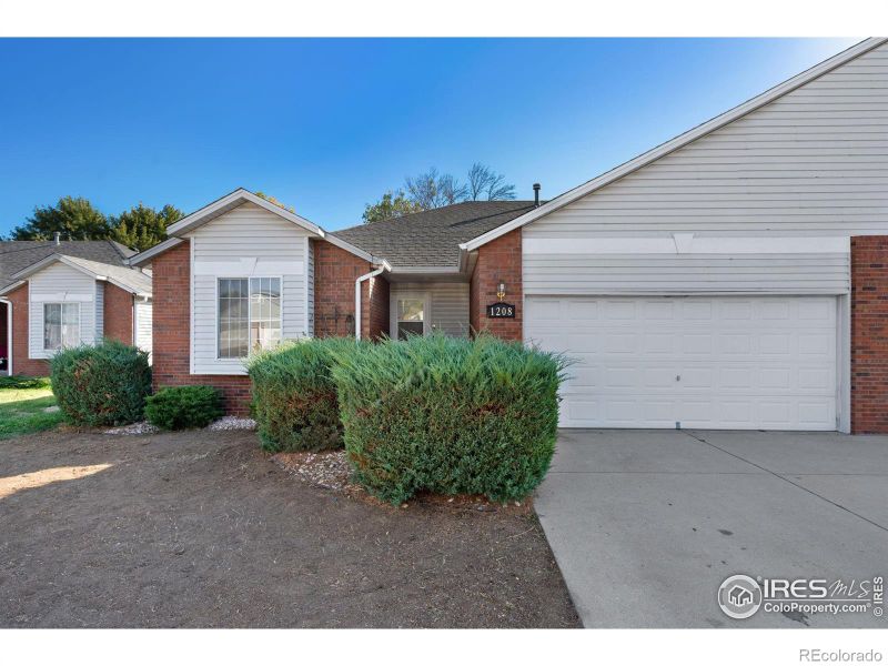 1208 Sharlyn Ct, Evans, CO 80620