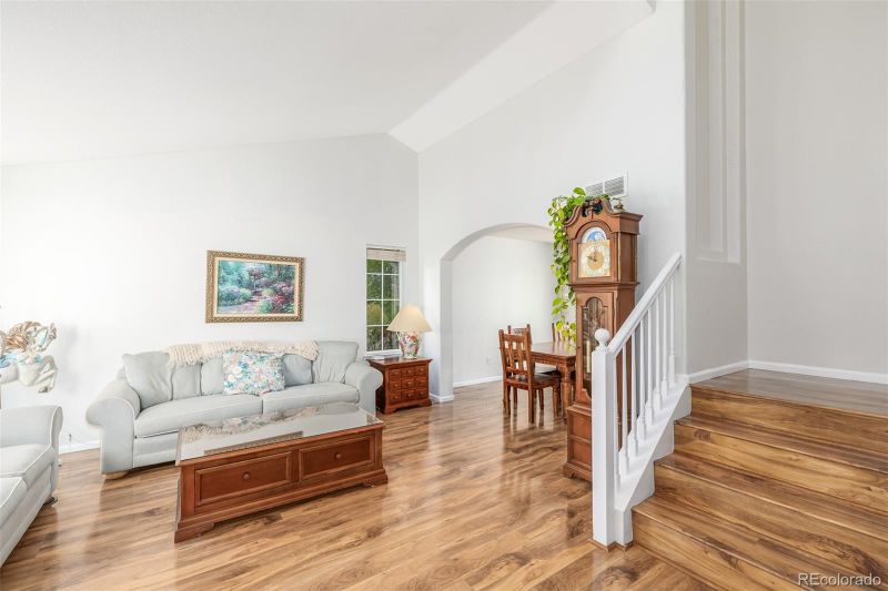 5541 S Quatar St, Centennial, CO 80015