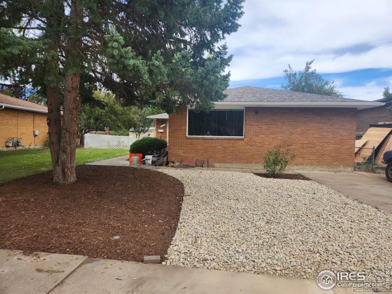 1730 Duchess Dr, Longmont, CO 80501