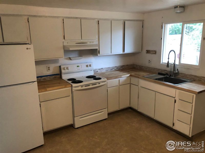 1730 Duchess Dr, Longmont, CO 80501