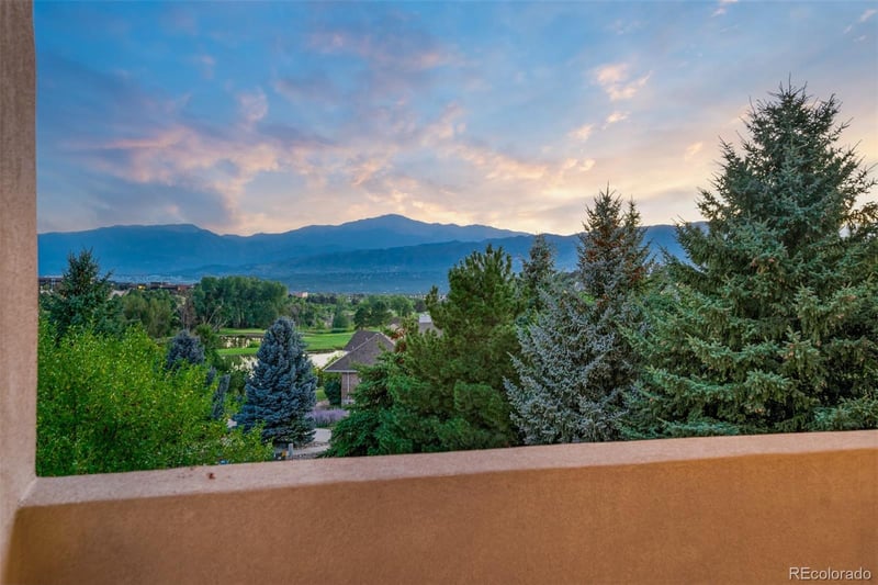 2190 Mulligan Dr, Colorado Springs, CO 80920