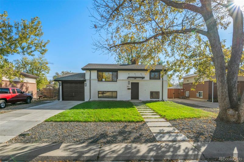 3100 Abilene St, Aurora, CO 80011