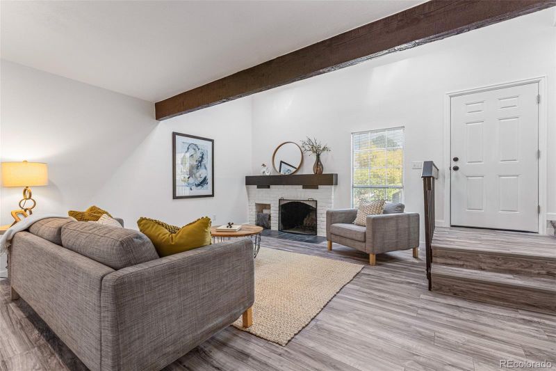 2041 S Helena St #A, Aurora, CO 80013