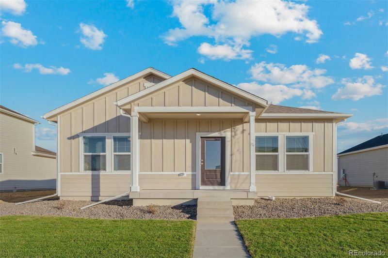 2985 Oxley St, Strasburg, CO 80136
