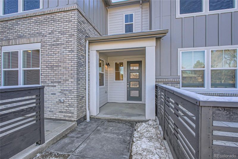 2555 W 69th Pl, Denver, CO 80030