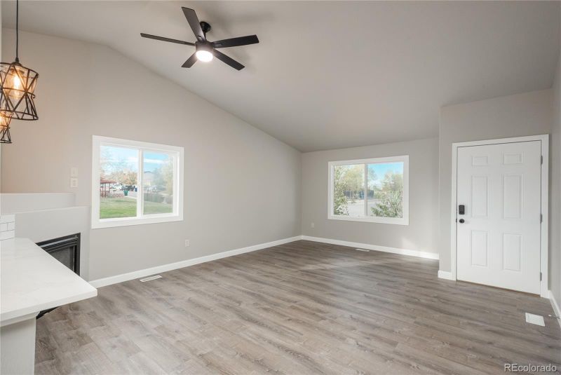 2610 Fairplay Way, Aurora, CO 80011