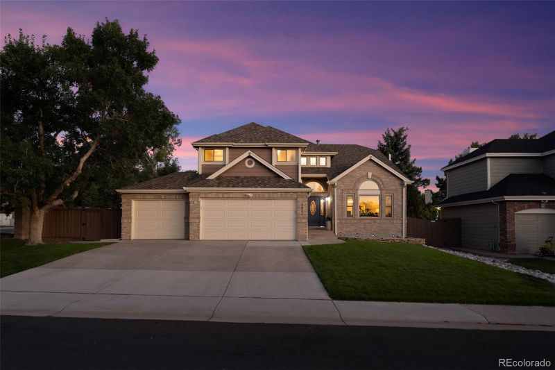 9423 Prairie View Dr, Highlands Ranch, CO 80126