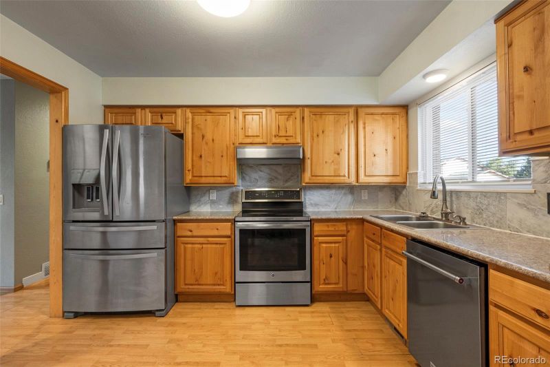 3564 S Jasper Way, Aurora, CO 80013