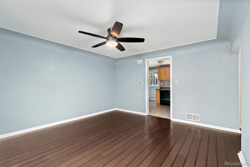 2901 W 34th Ave, Denver, CO 80211