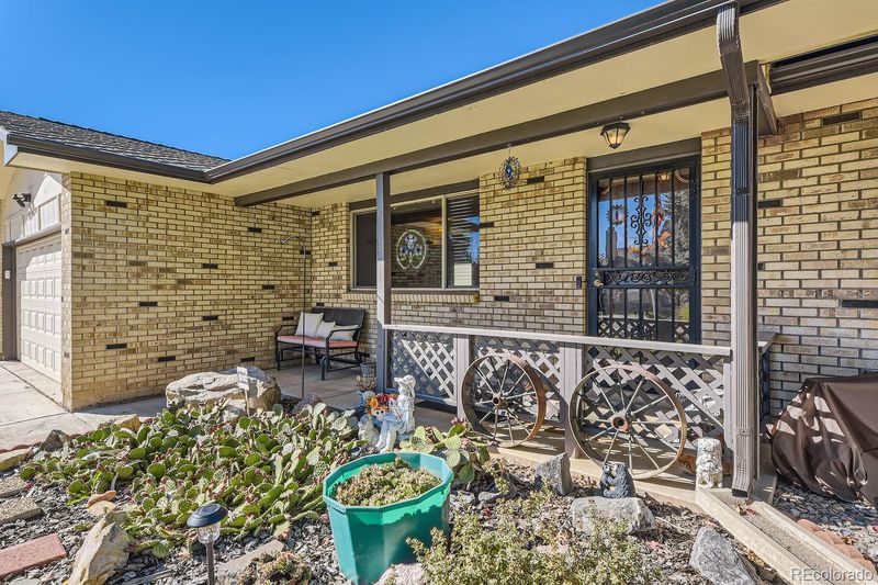 8593 S Balsam St, Littleton, CO 80128