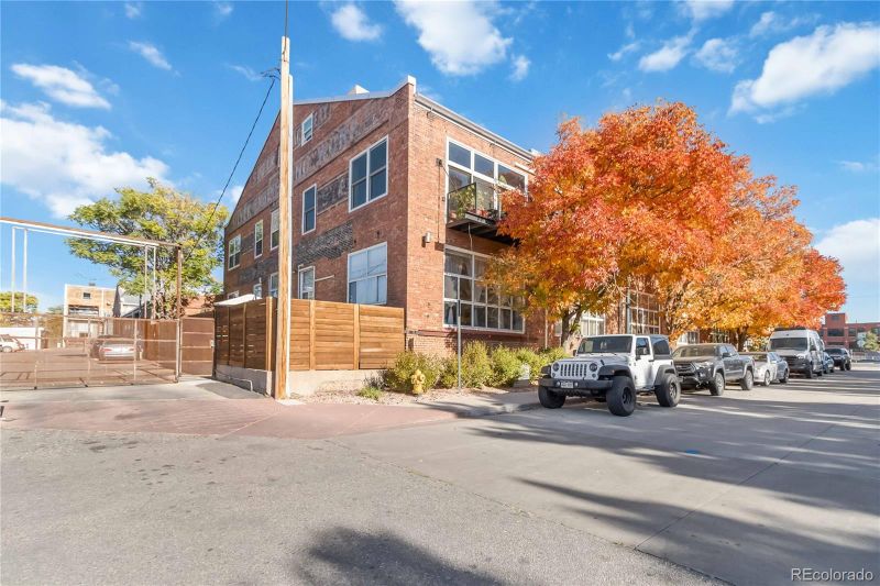 3309 Blake St #104, Denver, CO 80205