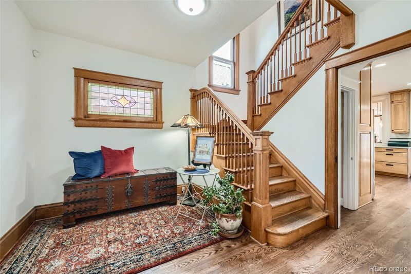 980 S Pennsylvania St, Denver, CO 80209