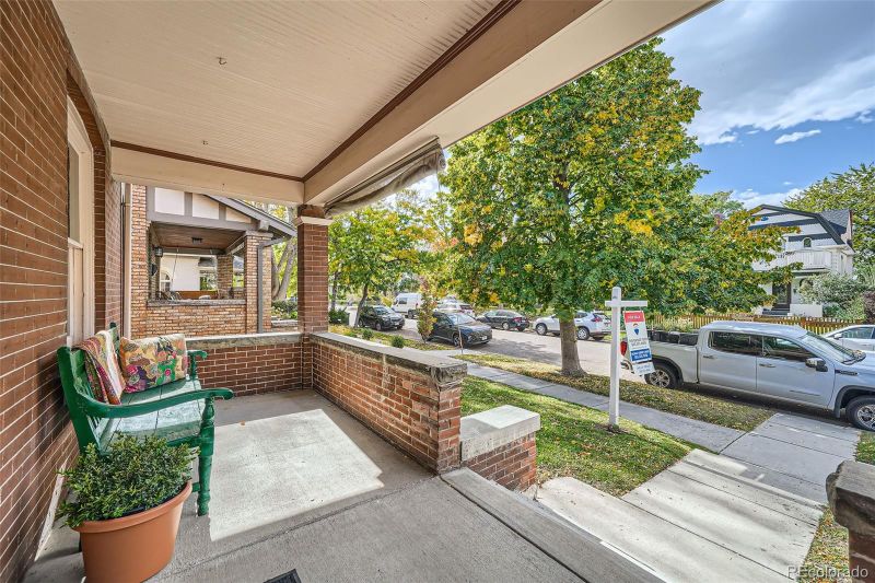 980 S Pennsylvania St, Denver, CO 80209