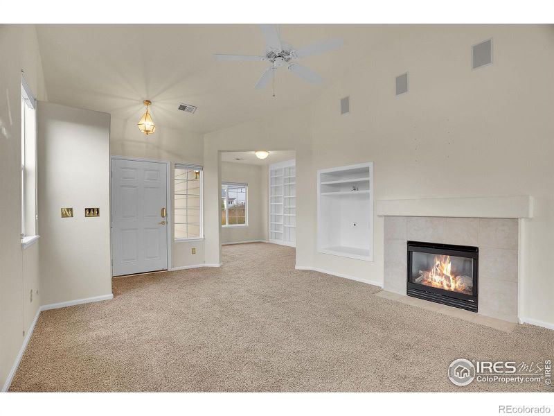 215 Elizabeth St Cir, Dacono, CO 80514