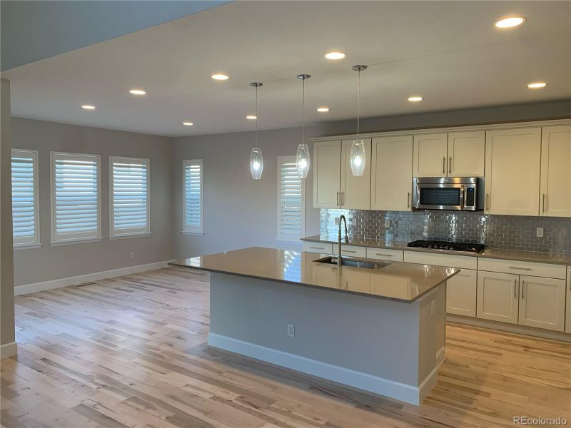 2048 Trail Stone Ct, Castle Rock, CO 80108