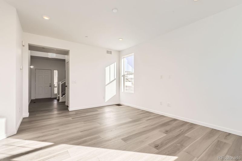 16646 E 110th Ave, Commerce City, CO 80022