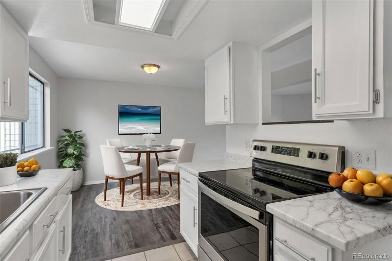 18 S Nome St #D, Aurora, CO 80012