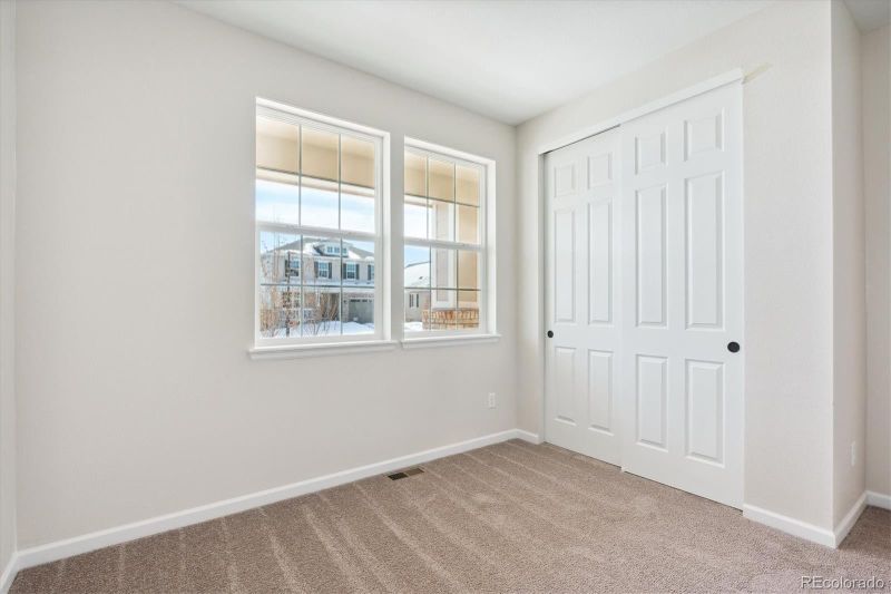 7355 S Waterloo Way, Aurora, CO 80016