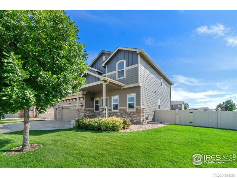7403 Rosecroft Dr, Windsor, CO 80550