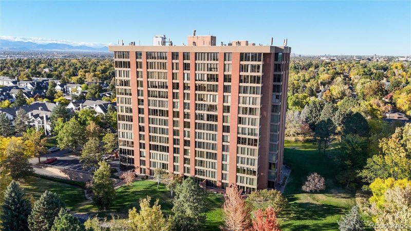 1900 E Girard Pl #509, Englewood, CO 80113