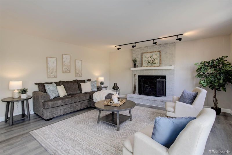 7861 W Euclid Pl, Littleton, CO 80123