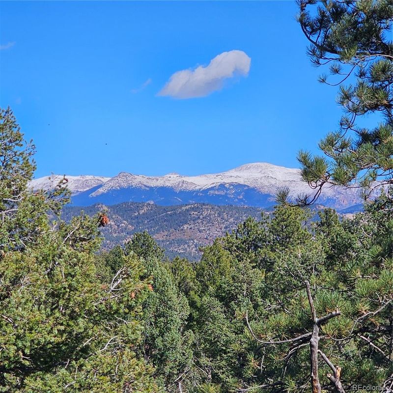 413 Pike View Dr, Florissant, CO 80814