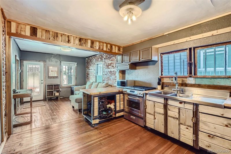 4435 Pearl St, Denver, CO 80216