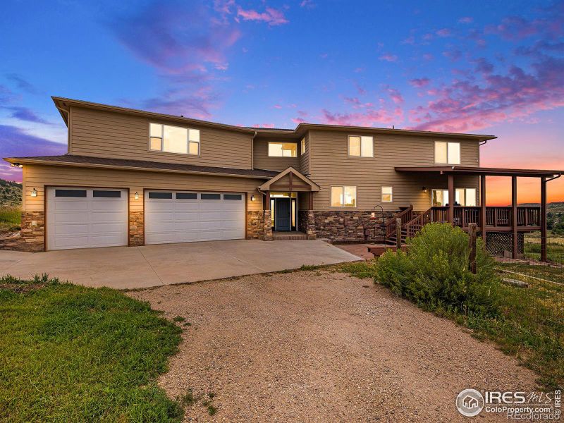 8333 Coyote Rn, Loveland, CO 80537