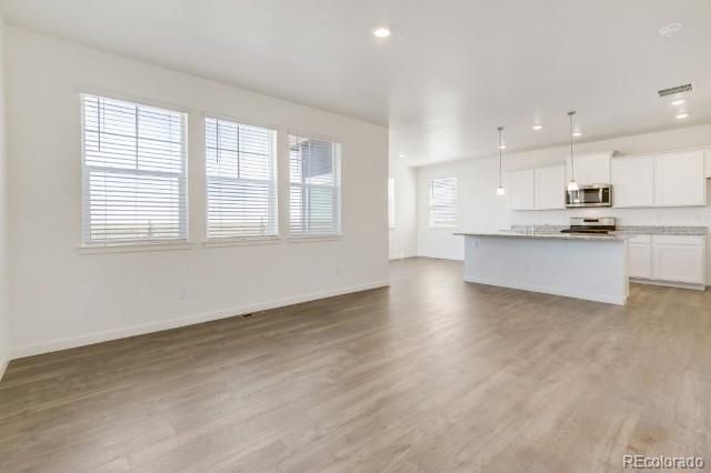 162 S Uriah St, Aurora, CO 80018